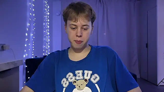  bee boy  online show from October 10, 2025, 3:35 pm