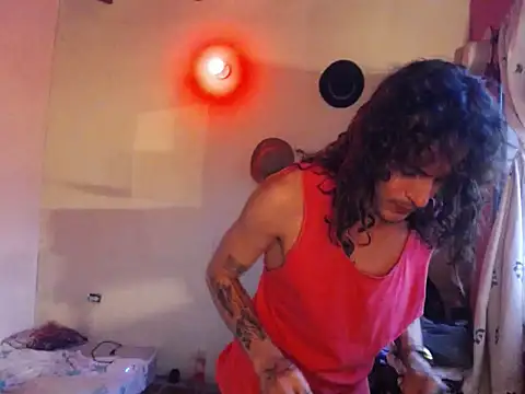 monroedelrey online show from October 19, 2025, 10:01 pm