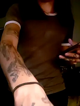 monroedelrey online show from January 8, 2026, 6:14 pm