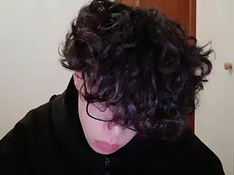 hangzi-0011 online show from November 2, 2025, 12:10 pm