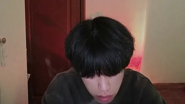 hangzi-0011 online show from February 25, 2026, 4:34 am