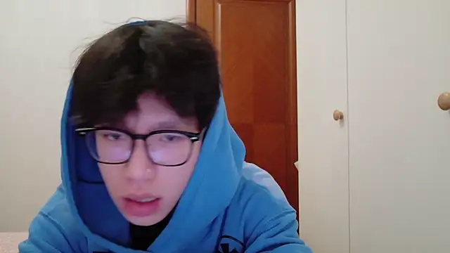 hangzi-0011 online show from November 9, 2025, 11:47 am