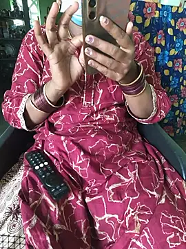 Tamilselviroja- online show from June 23, 2026, 10:24 am