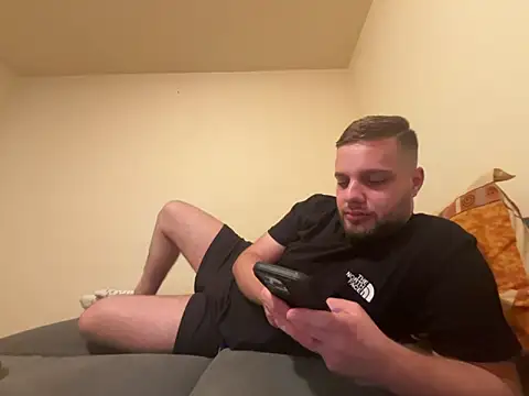 KingAdonisss online show from October 10, 2025, 2:18 pm