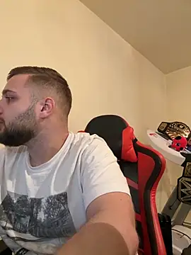 KingAdonisss online show from October 25, 2025, 12:17 pm