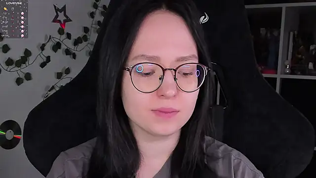 power robynn online show from October 16, 2025, 4:04 pm