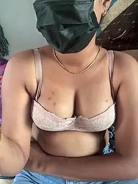 Snapshot of Christy2011 chatting on September 30, 2025, 7:58 am Christy2011 online show from September 30, 2025, 7:58 am