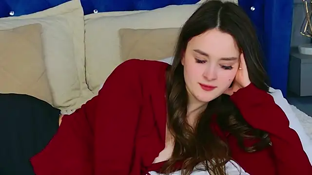 EvaSwen online show from March 27, 2026, 8:32 pm