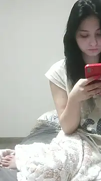 Snapshot of meow_woem chatting on October 6, 2025, 5:19 am meow woem online show from October 6, 2025, 5:19 am