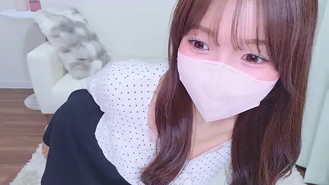 Seira  nn online show from March 25, 2026, 1:21 pm