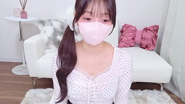 Seira  nn online show from February 23, 2026, 4:36 am