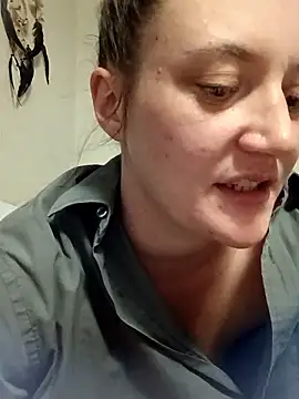 Snapshot of Smith00769 chatting on October 18, 2025, 3:30 am Smith00769 online show from October 18, 2025, 3:30 am