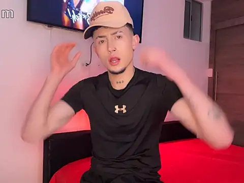 strongManLatino online show from January 16, 2026, 9:30 pm