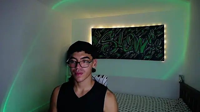 candyhunter online show from March 10, 2026, 3:32 am