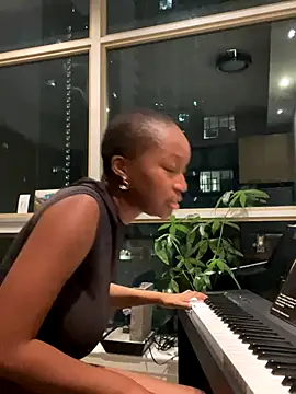 tia   fox online show from October 31, 2025, 7:16 am