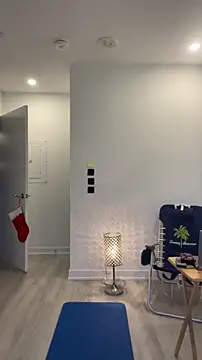 Snapshot of tia___fox chatting on February 23, 2026, 10:54 pm tia fox online show from February 23, 2026, 10:54 pm