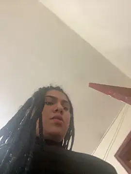 RobertaxGutierrez online show from March 4, 2026, 1:02 am