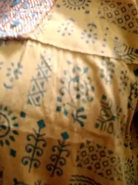 harinisree online show from November 3, 2025, 4:07 am