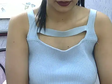 SEXY DOLL88 online show from April 19, 2026, 3:35 pm