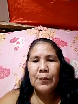 Snapshot of milagrose_rose chatting on October 18, 2025, 6:37 am milagrose rose online show from October 18, 2025, 6:37 am