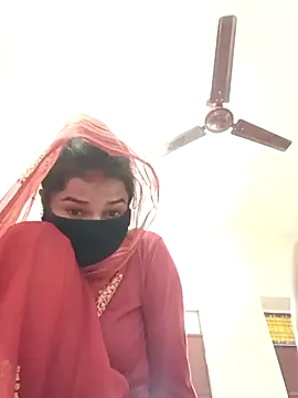 Hotty ruvi online show from October 1, 2025, 7:35 am