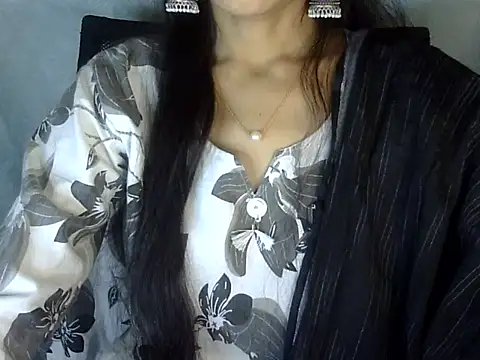 Snapshot of Shazi_1 chatting on February 16, 2026, 3:21 pm Shazi 1 online show from February 16, 2026, 3:21 pm