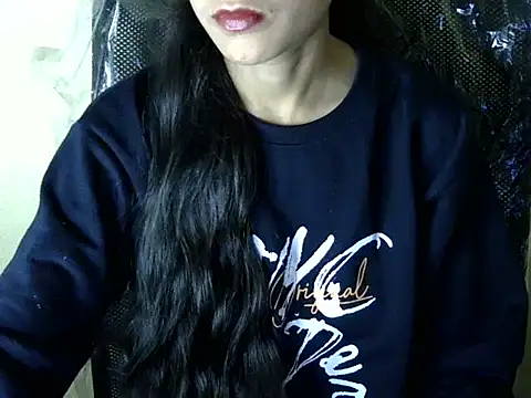 Snapshot of Shazi_1 chatting on November 18, 2025, 11:46 am Shazi 1 online show from November 18, 2025, 11:46 am