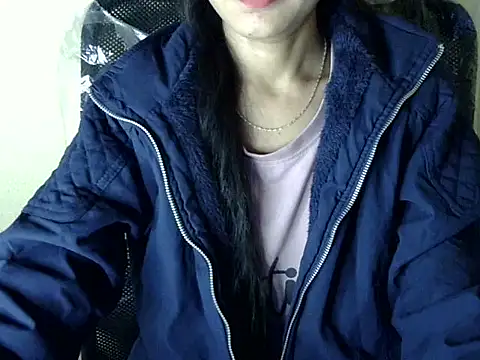 Snapshot of Shazi_1 chatting on December 18, 2025, 5:12 am Shazi 1 online show from December 18, 2025, 5:12 am