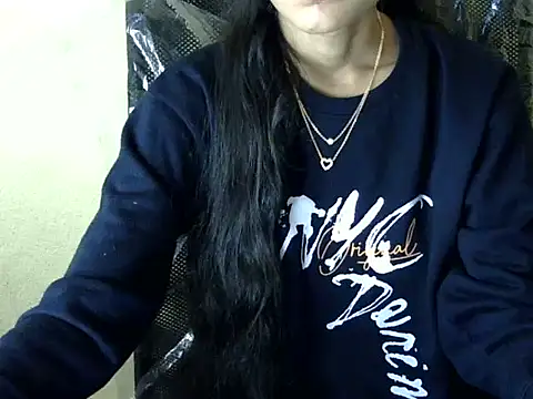 Snapshot of Shazi_1 chatting on November 26, 2025, 3:28 am Shazi 1 online show from November 26, 2025, 3:28 am