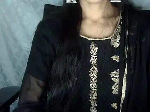 Snapshot of Shazi_1 chatting on February 4, 2026, 3:40 pm Shazi 1 online show from February 4, 2026, 3:40 pm