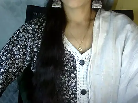 Snapshot of Shazi_1 chatting on February 23, 2026, 6:41 pm Shazi 1 online show from February 23, 2026, 6:41 pm