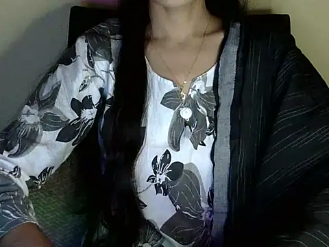 Snapshot of Shazi_1 chatting on January 10, 2026, 3:40 pm Shazi 1 online show from January 10, 2026, 3:40 pm