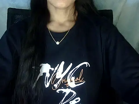 Snapshot of Shazi_1 chatting on February 8, 2026, 3:32 pm Shazi 1 online show from February 8, 2026, 3:32 pm