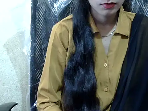 Snapshot of Shazi_1 chatting on November 10, 2025, 9:14 am Shazi 1 online show from November 10, 2025, 9:14 am