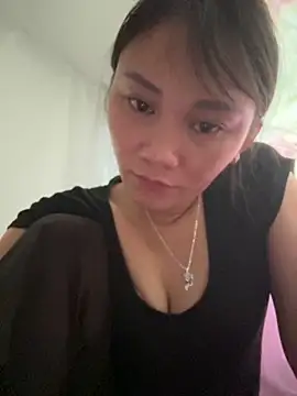 Snapshot of Ami-mi00 chatting on October 2, 2025, 5:55 am Ami-mi00 online show from October 2, 2025, 5:55 am