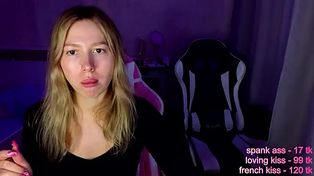 stefany and bettany online show from November 15, 2025, 10:52 am