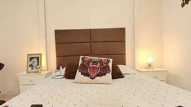 NatashaTaylor online show from February 2, 2026, 3:33 pm