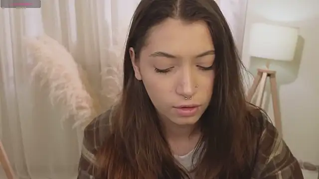 Snapshot of slow_flower chatting on November 28, 2025, 12:16 pm slow flower online show from November 28, 2025, 12:16 pm