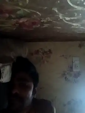 puneriboy32 online show from November 27, 2025, 1:28 am