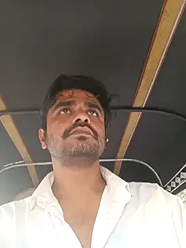 puneriboy32 online show from November 22, 2025, 11:42 am