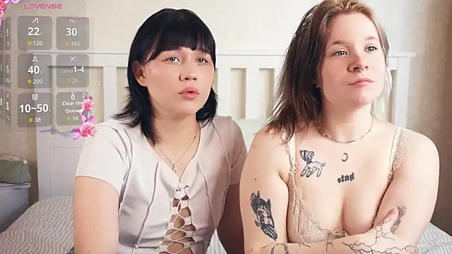 EviaVanveen online show from November 12, 2025, 7:34 am