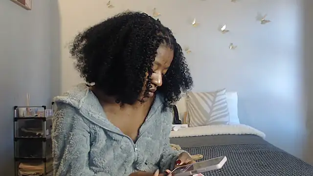 lifeysexy online show from May 9, 2026, 8:07 am
