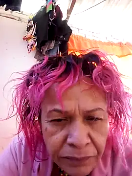 Jarleylakatire online show from October 9, 2025, 4:07 pm