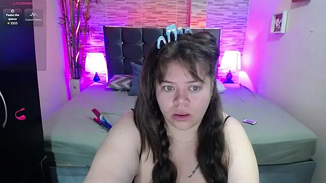 Snapshot of Michellx_hot2 chatting on February 6, 2026, 3:08 pm Michellx hot2 online show from February 6, 2026, 3:08 pm