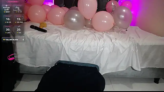 Snapshot of Michellx_hot2 chatting on February 26, 2026, 4:29 pm Michellx hot2 online show from February 26, 2026, 4:29 pm