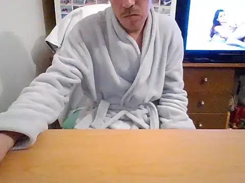 Snapshot of honzinka83 chatting on November 29, 2025, 8:20 pm honzinka83 online show from November 29, 2025, 8:20 pm