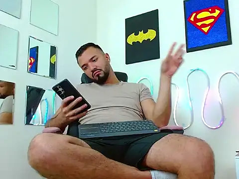 mathewv  online show from November 26, 2025, 5:18 am