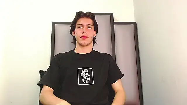 Snapshot of Lucian_grey chatting on October 22, 2025, 1:38 am Lucian grey online show from October 22, 2025, 1:38 am