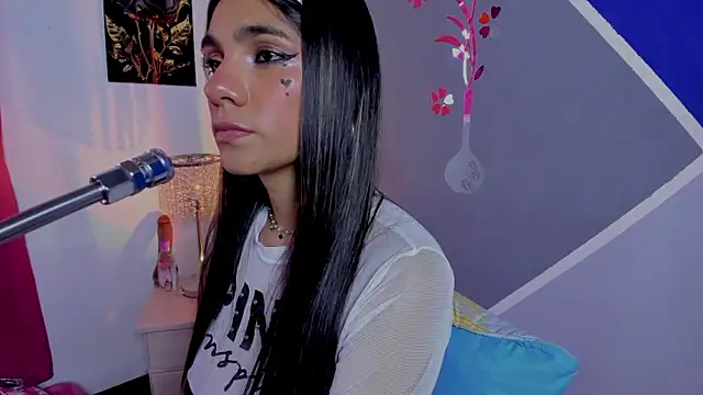 susi hot13 online show from November 24, 2025, 7:36 pm