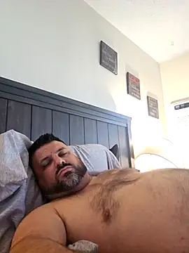 Snapshot of Roddog18 chatting on February 26, 2026, 3:45 pm Roddog18 online show from February 26, 2026, 3:45 pm